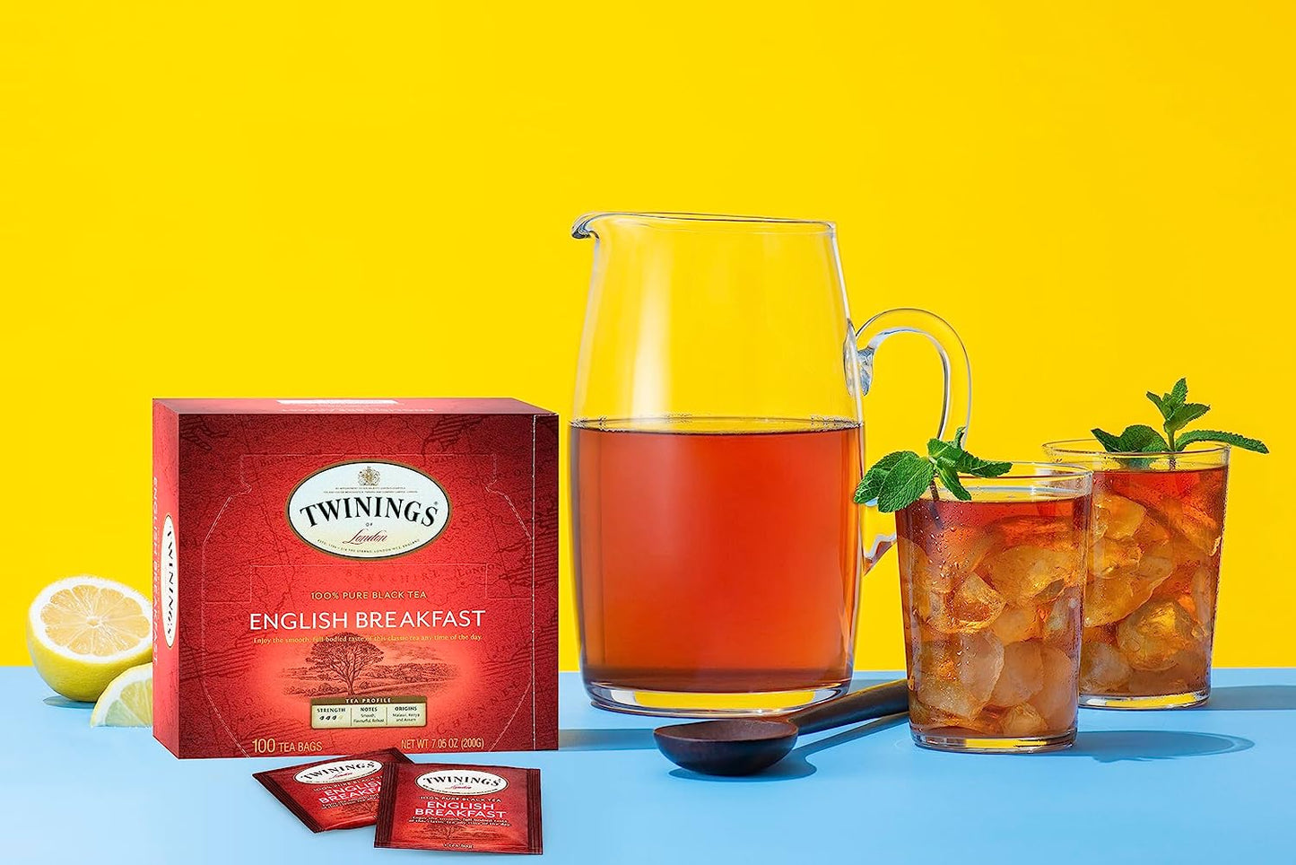 Twinings English Breakfast Black Tea, 100 Individually Wrapped Tea Bags, Smooth, Flavourful, Robust, Caffeinated